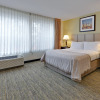 Отель Candlewood Suites Market Center, an IHG Hotel, фото 7