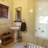 Отель Bluegum Hill Guesthouse, фото 10