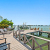 Отель Chic 8BR with Heated Pool & Waterview, фото 26