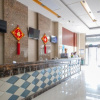 Отель GreenTree Inn Yancheng Dongtai Railway Station Beihai East Road Express Hotel, фото 2