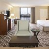 Отель DoubleTree by Hilton Hotel Jacksonville Riverfront, фото 39