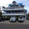 Отель Sea Front Inn в Пунте Горде