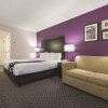 Отель La Quinta Inn & Suites by Wyndham Plantation at SW 6th St, фото 2