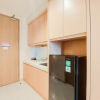 Отель Nice And Modern Studio At Tree Park City Cikokol Apartment, фото 1