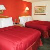 Отель Rodeway Inn & Suites, фото 9