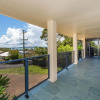 Отель Kallaroo, 3 Kallaroo Street- great house with views, pool, WIFI and aircon, фото 18