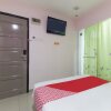 Отель OYO 90296 Red Orange Hotel Port Klang, фото 3