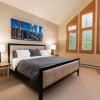 Отель Strawberry Park #605 4 Bedroom Condo by RedAwning, фото 2