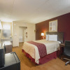 Отель Red Roof Inn Jackson Downtown - Fairgrounds, фото 3