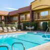 Отель Rodeway Inn & Suites Corona, фото 9