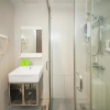 Отель OYO Rooms Warisan Square, фото 12