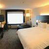 Отель Holiday Inn Express Hotel & Suites Tracy, an IHG Hotel, фото 3