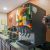 Отель Comfort Inn & Suites Airport - American Way, фото 10