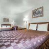 Отель Rodeway Inn & Suites, фото 12