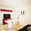 Отель Studio Cosy  Climatise 15min Gare, фото 12