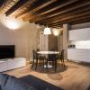 Отель Myplace Piazze Di Padova Duplex Apartment Via Dei Da Carrara, фото 4