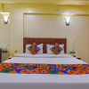 Отель OYO 9721 Hotel SR Rooms, фото 4