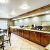 Отель Econo Lodge Inn & Suites, фото 15