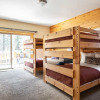 Отель Bernard by Avantstay Luxurious Cabin in Big Bear w/ Hot Tub & Pool Table, фото 4