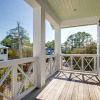 Отель Seagrove Manor by Avantstay Free Paddle Boards Lake Front Yard & Pet Friendly, фото 8