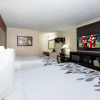 Отель Days Inn Freehold, фото 12