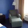 Отель Holiday Inn Express & Suites New Buffalo, an IHG Hotel, фото 6