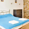 Отель Pretty Holiday Home in Syros near Sea, фото 3