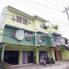 Отель Halona Residence near Pakuwon Mall Jogja Mitra RedDoorz, фото 1