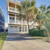 Отель Breezy Kure Beach Home - Walk to Pier & Ocean!, фото 14