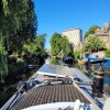 Отель Charming Baby Narrowboat Apsley Marina, фото 11