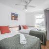 Отель TMS Spacious 3-bed House! Tilbury! Free Parking!, фото 7