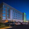 Отель Holiday Inn Kansas City Airport, an IHG Hotel, фото 1