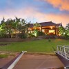 Отель The Bali Hut on the Waters of the Central Gold Coast Apartment 5, фото 18