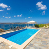 Отель Souda Bay View Large Private Pool Walk to Beach Sea Views A C Wifi - 2119, фото 18