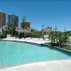 Отель Apartment 4204 - HR Surfers Paradise, фото 17