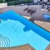 Отель King Beds Apt by SeaWorld. Pool, Hot Tub, Gym, фото 9
