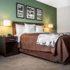 Отель Sleep Inn & Suites Airport, фото 3