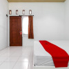 Отель RedDoorz @ Jagakarsa 2, фото 18