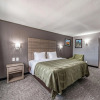 Отель Quality Inn I-10 East near Frost Bank Center, фото 6