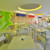 Отель POP! Hotel Stasiun Kota Surabaya, фото 23