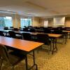 Отель Holiday Inn Express and Suites Kitchener Southeast, an IHG Hotel, фото 11