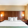 Отель Comfort Suites Airport, фото 3