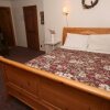 Отель Spruce Lodge Bed & Breakfast & Guest Cottage, фото 6