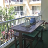 Отель Newly Renovated Unit 250M To The Beach, фото 4