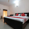 Отель OYO 26590 Chandra Manor, фото 6