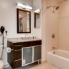 Отель Global Luxury Suites at Kenmore Square, фото 12
