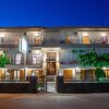 Отель Stork Apartments в Вивари