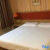 Отель Home Inn (Weihai Wanda Plaza Haibin Road Crown Bathing Beach), фото 11
