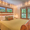 Отель Cozy Creekside Cottage Near Boone & Asu!, фото 3