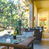 Отель Exclusive Pool View Room With Breakfast Included, фото 3
